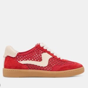 NWT DOLCE VITA Notice Sneakers, Cherry Nubuck, size 6